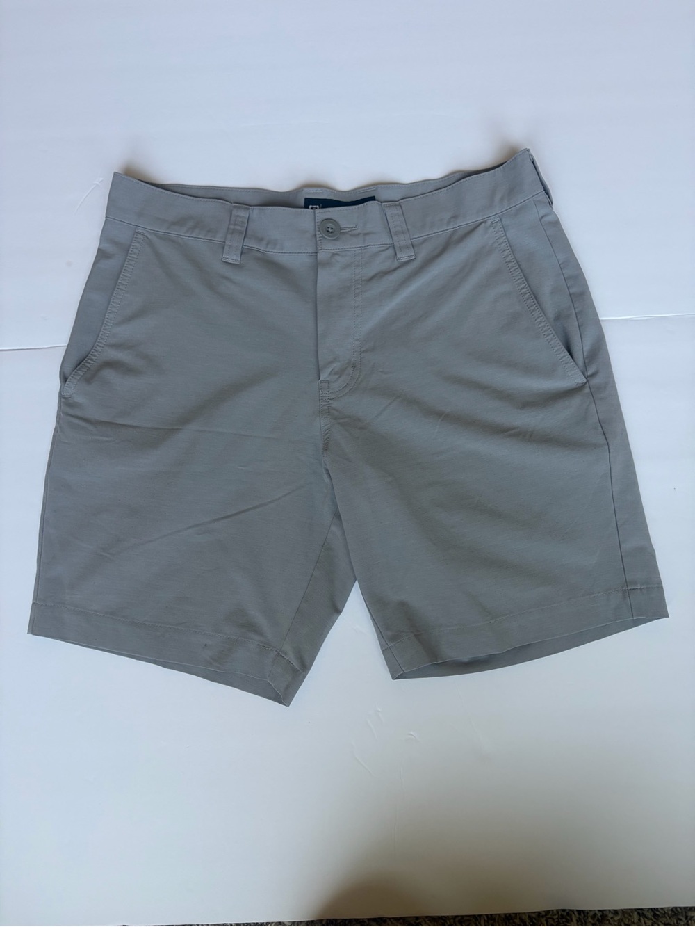 TravisMathew Golf Shorts Men’s 30 Gray 9” Stretch Performance